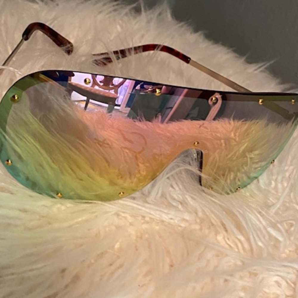 sunglasses